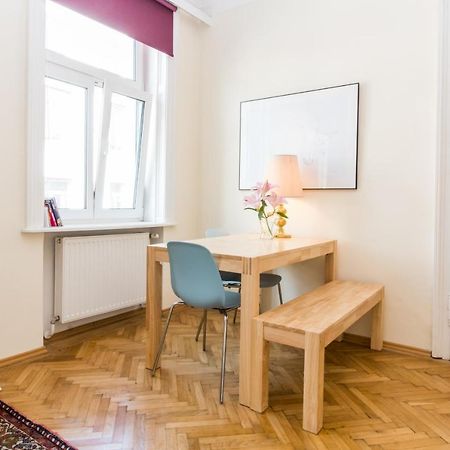 Ferienwohnung Elegant, Stylish Studio In The Heart Of Vienna! Exterior foto