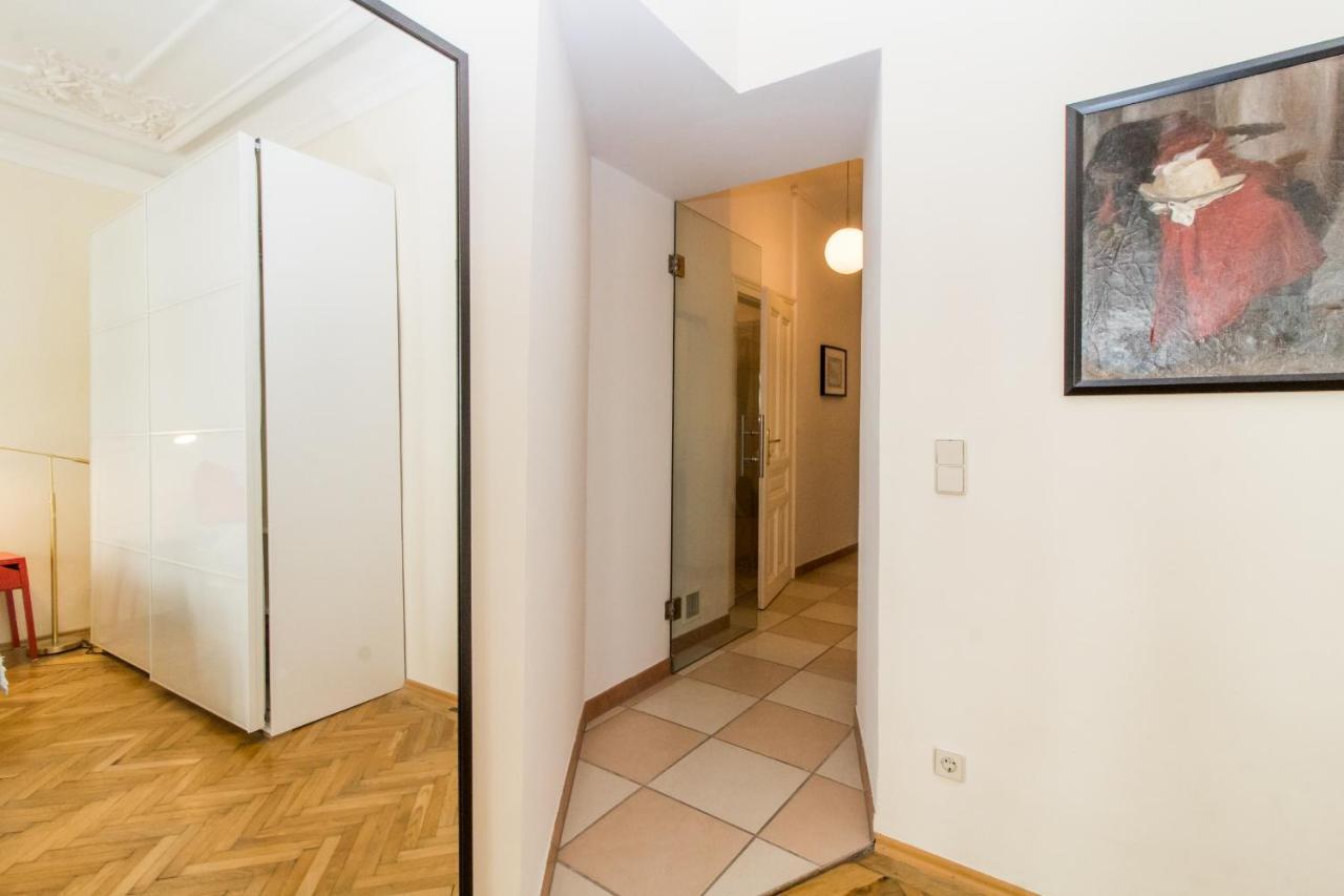 Ferienwohnung Elegant, Stylish Studio In The Heart Of Vienna! Exterior foto