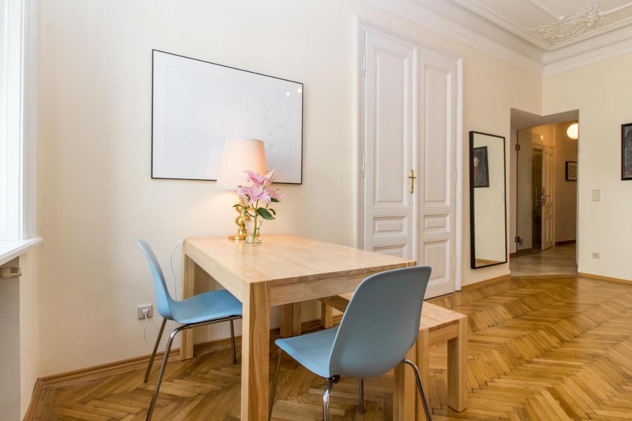 Ferienwohnung Elegant, Stylish Studio In The Heart Of Vienna! Exterior foto